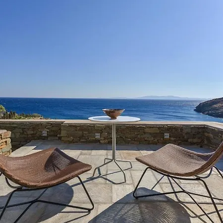 Archipelagotinos Holiday home *